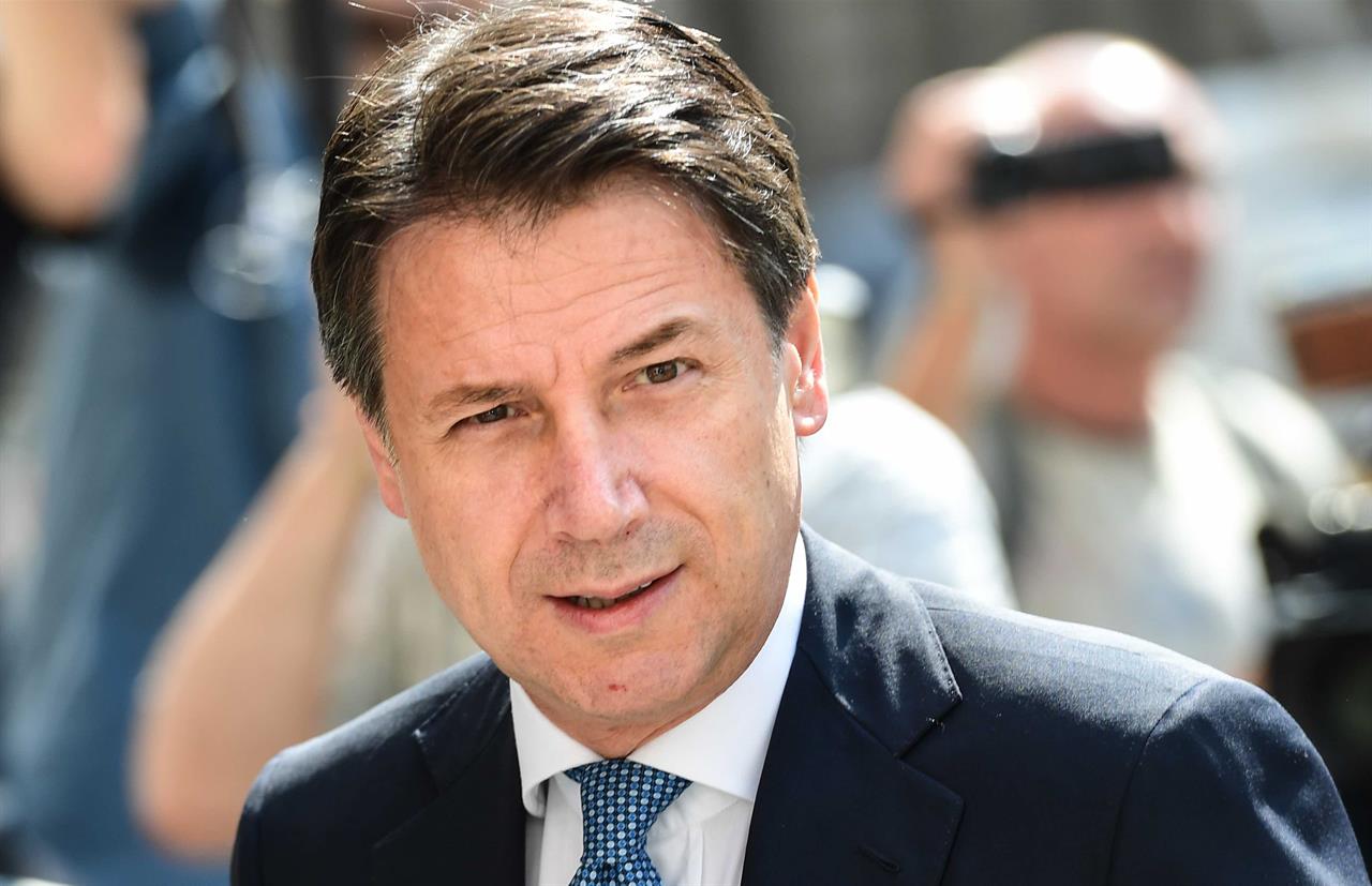 La metamorfosi di Giuseppe Conte, da segnaposto del Monopoli a uomo della provvidenza