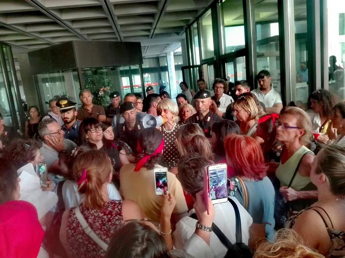 La Perla: sospesa procedura di mobilità