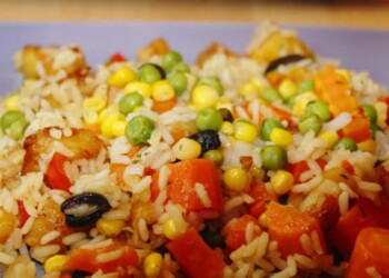 L’insalata di riso regina del cibo da spiaggia