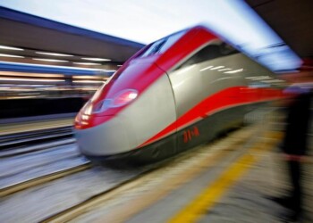 Maltempo: ritardi fino a un’ora per treni Av per Firenze