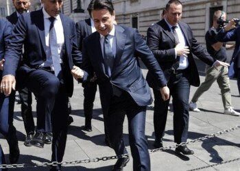 Manovra, ecco come il Governo punta a bloccare gli aumenti dell’Iva