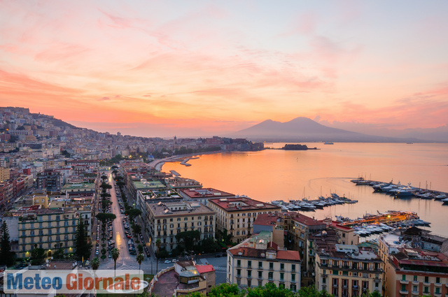 immagine 1 articolo meteo napoli sole e caldo sino ai primi giorni della settimana