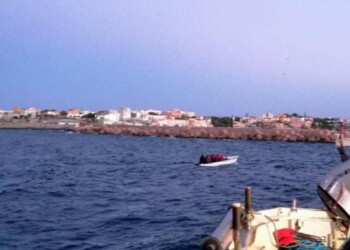 Migranti: due sbarchi in Sicilia