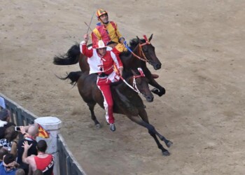 Palio Siena, vittoria alla Giraffa