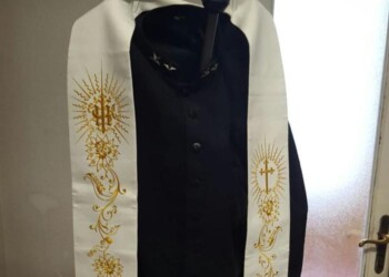 Parroco piacentino contro i rapper in omelia, ‘sono str…’