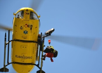 Rogo in casa, 88enne ustionata a gamba