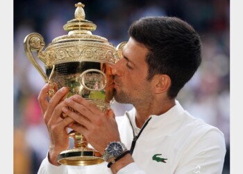 Vucic a Djokovic, impressionante vittoria