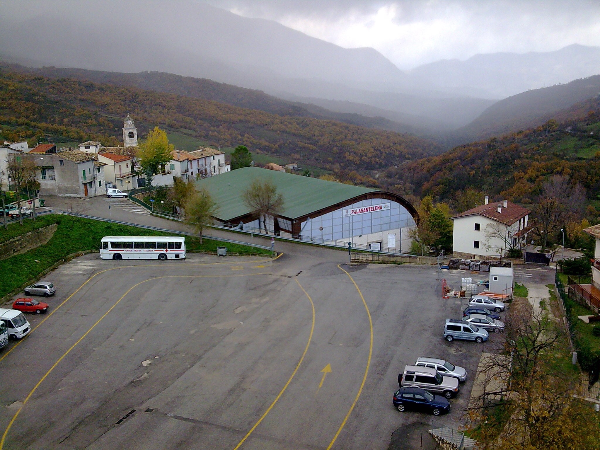 CARAMANICO: BOOM DI UTENTI ALLE PISCINE COMUNALI DEL CENTRO POLISPORTIVO SANT’ELENA