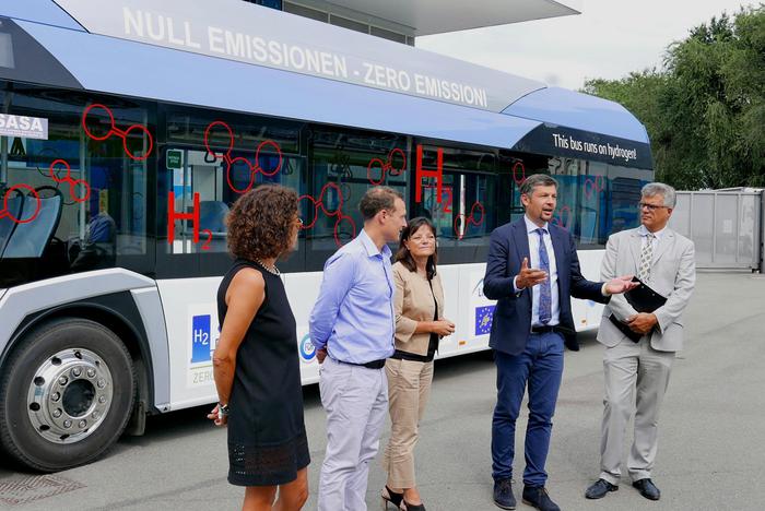 A Bolzano bus di linea a idrogeno