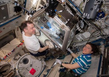 Capsula Dragon della SpaceX pronta al rientro dalla Stazione Spaziale