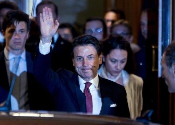 Crisi, crescono le quotazioni di Conte ma ora il Pd vuole i ministeri chiave. Ecco i tre scenari