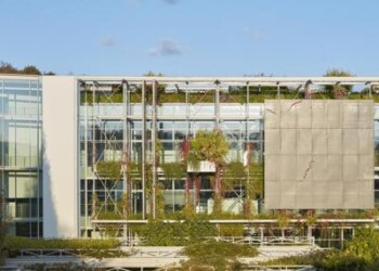 Fashion Pact, Mazzi (Prada): “L’unione fa la forza”
 