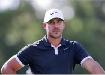 Koepka posa nudo, polemiche in Usa