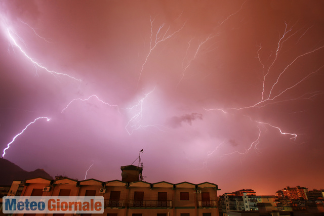 Meteo PALERMO: TEMPORALI anche forti, fase instabile molto movimentata