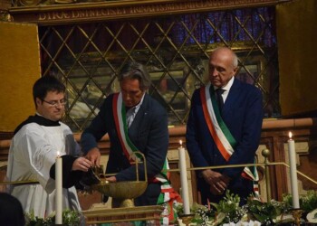 Montefalcoha reso omaggio a Santa Chiara della Croce