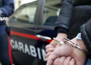 Perseguita l’ex moglie, arrestato