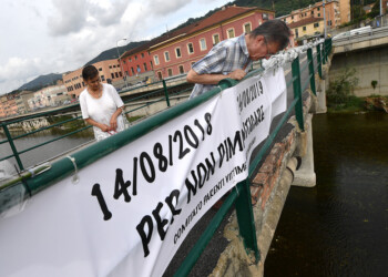 Ponte: Familiari vittime, basta con Aspi
