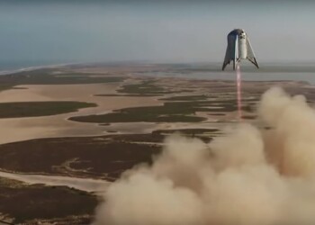 Primo balzo per la ‘cavalletta spaziale’ di Elon Musk – VIDEO
