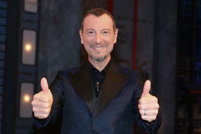 Sanremo, Amadeus conduttore e direttore artistico  