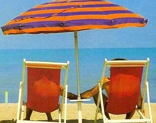 Workaholic: 5 consigli per non portarsi stress da lavoro in vacanza  