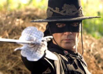 Zorro fa 100 anni, tra fumetti e film