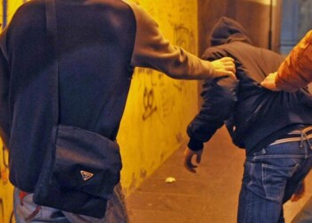 16enne paga ‘il pizzo’ 7 mesi a coetaneo