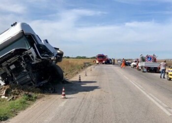 Auto contro Tir, un morto nel Foggiano