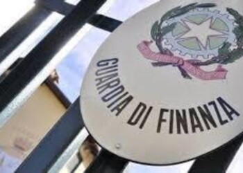 Avevano 202 ovuli droga nello stomaco, arrestati