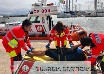 Bagnante in difficoltà salvato a Olbia