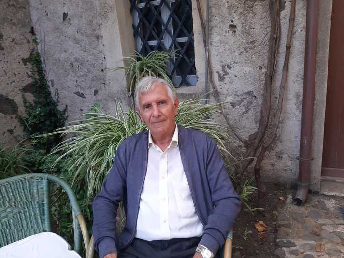 Bandinu, la poesia estemporanea rivivrà