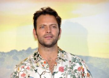 Borghi & Borghi, equivoco Twitter: “Non sono deputato”. “E io non sono attore” 