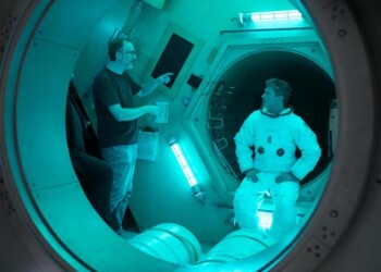 Brad Pitt in collegamento con la Stazione Spaziale – DIRETTA DALLE 17,30