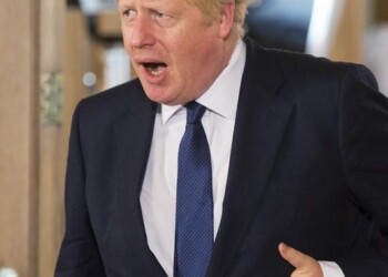 Brexit: Johnson, via i Tory ribelli