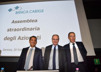 Carige: ok soci aumento capitale 700 mln