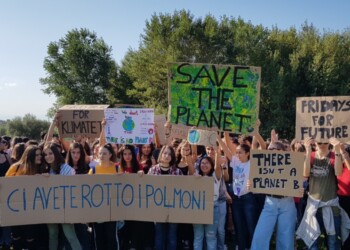 Clima: in Calabria centinaia di studenti