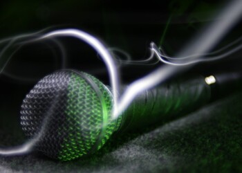 Corde vocali riprodotte in provetta, si infiammano col fumo