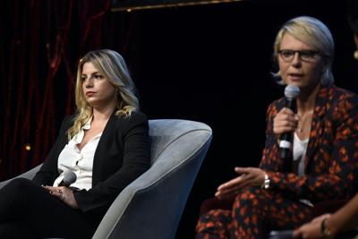 De Filippi a Emma: “Non avere paura perché sei fortissima”
 