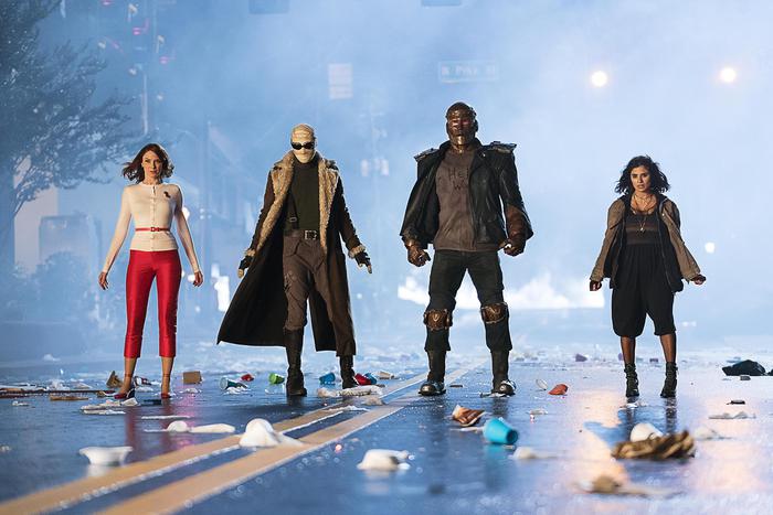 Doom Patrol, potenti supereroi drop out