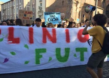 Fridays for Future, in piazza il popolo di Greta 