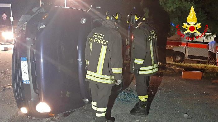 Fuori strada con l’auto, morto 44enne