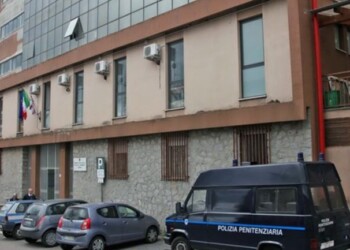 Furto provette Dna: in 13 davanti al Gup