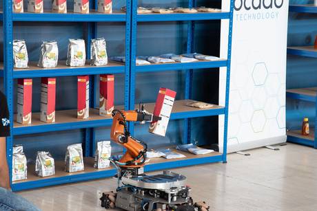 I robot sociali si preparano a invadere i centri commerciali