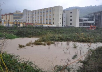 Infortuni lavoro: Montenero, grave operaio