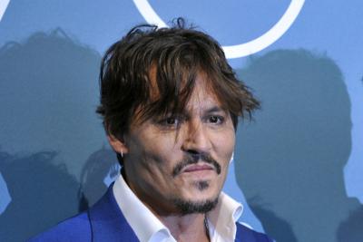 Johnny Depp alle prese con i 'barbari': Il tema è chi decide