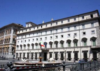 L’economista, ‘sindacati a Palazzo Chigi? Bene, ma superino divisioni interne’  