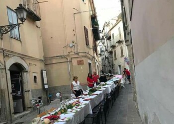 ‘Magnastoria’,a Isernia 1.870 commensali