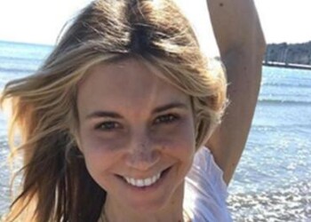 “Mia figlia si è fatta male per scivolo rotto”, lo sfogo di Nicoletta Romanoff  