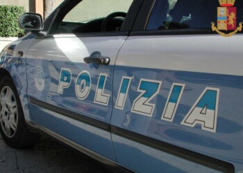 Perseguita genitori, arrestato a Ravenna
