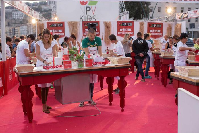 Pizza Village, ci sono anche i bitcoin