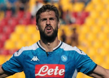 Poker del Napoli a Lecce